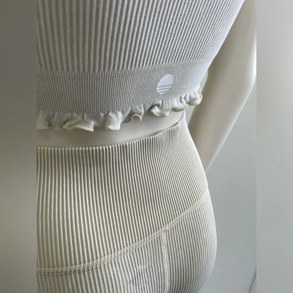 Bra - Short Set - Picture 6 of 16